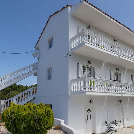 White House Studios & Apartments Argostoli  Eksteriør bilde